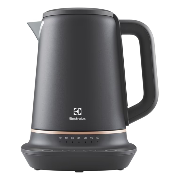 Електрочайник Electrolux E7K1-6BP 0